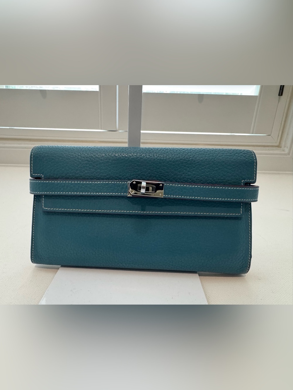 Luxe Kelly Longue Classic Wallet Blue Teal Leather Palladium Colored Hardware